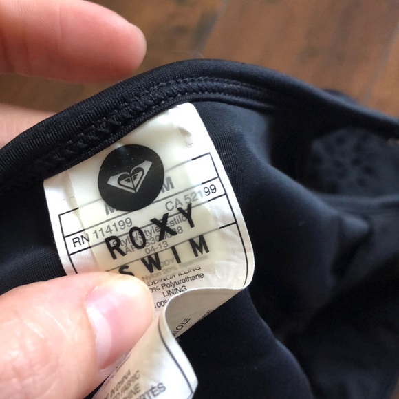 Flowy Roxy Bikini - Picture 4 of 4